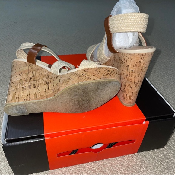 Steve Madden wedges - Picture 3 of 3